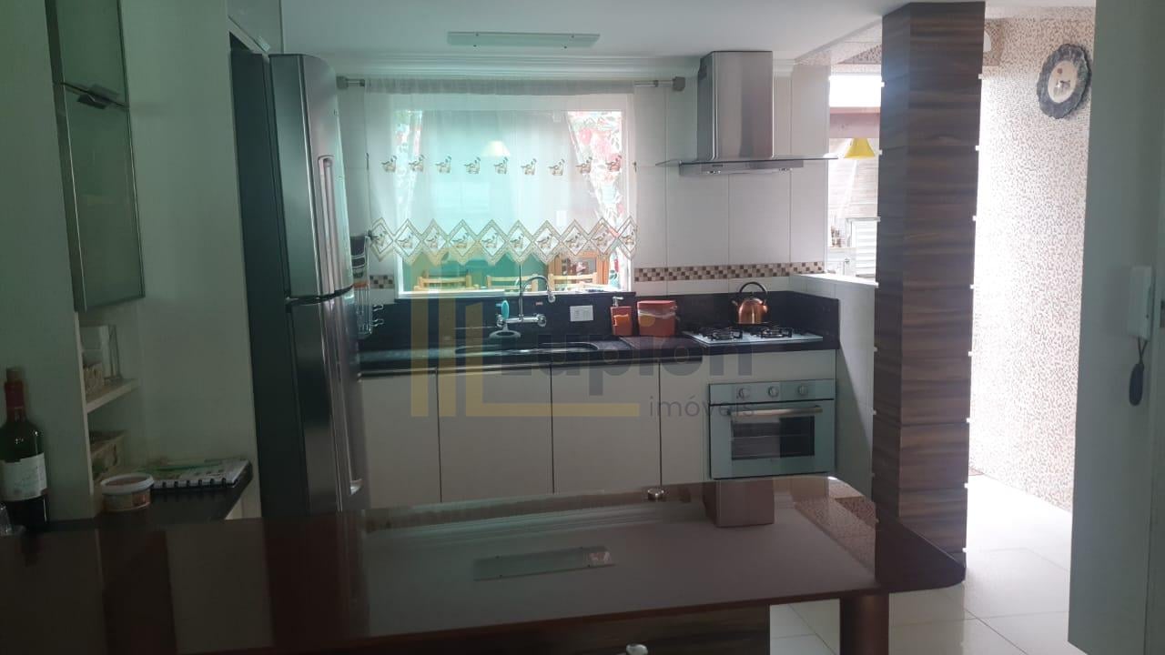 Sobrado com 3 dormitórios à venda, GUAÍRA  , CURITIBA - PR