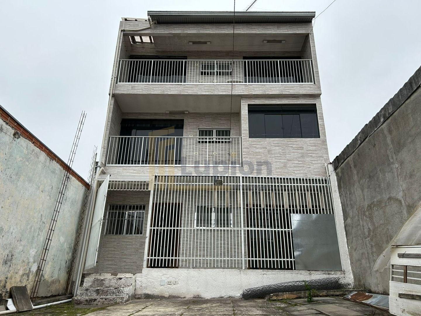 Sobrado com 3 dormitórios à venda, PINHEIRINHO  , CURITIBA - PR