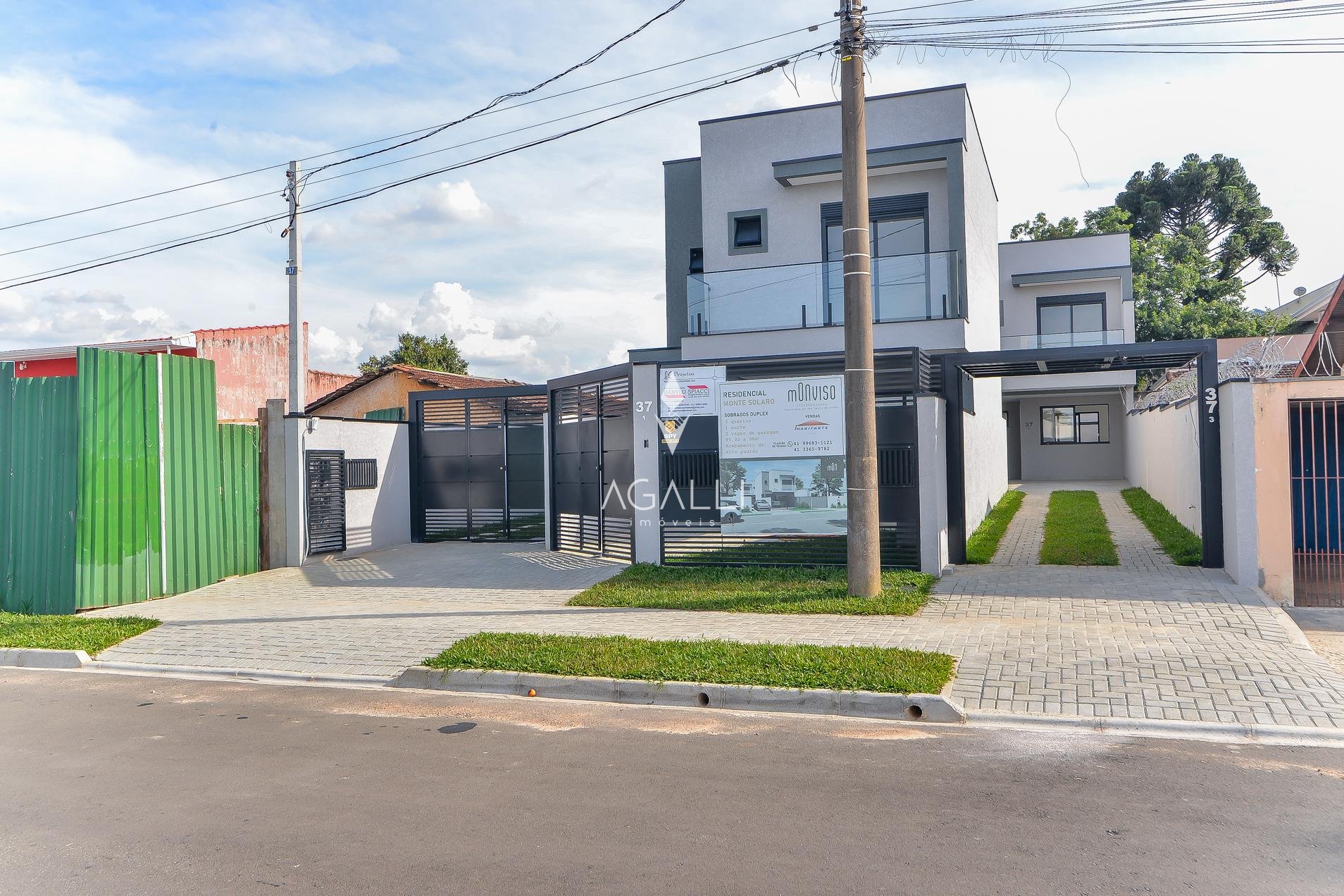 Sobrado pronto para morar à venda no bairro UBERABA , CURITIBA...