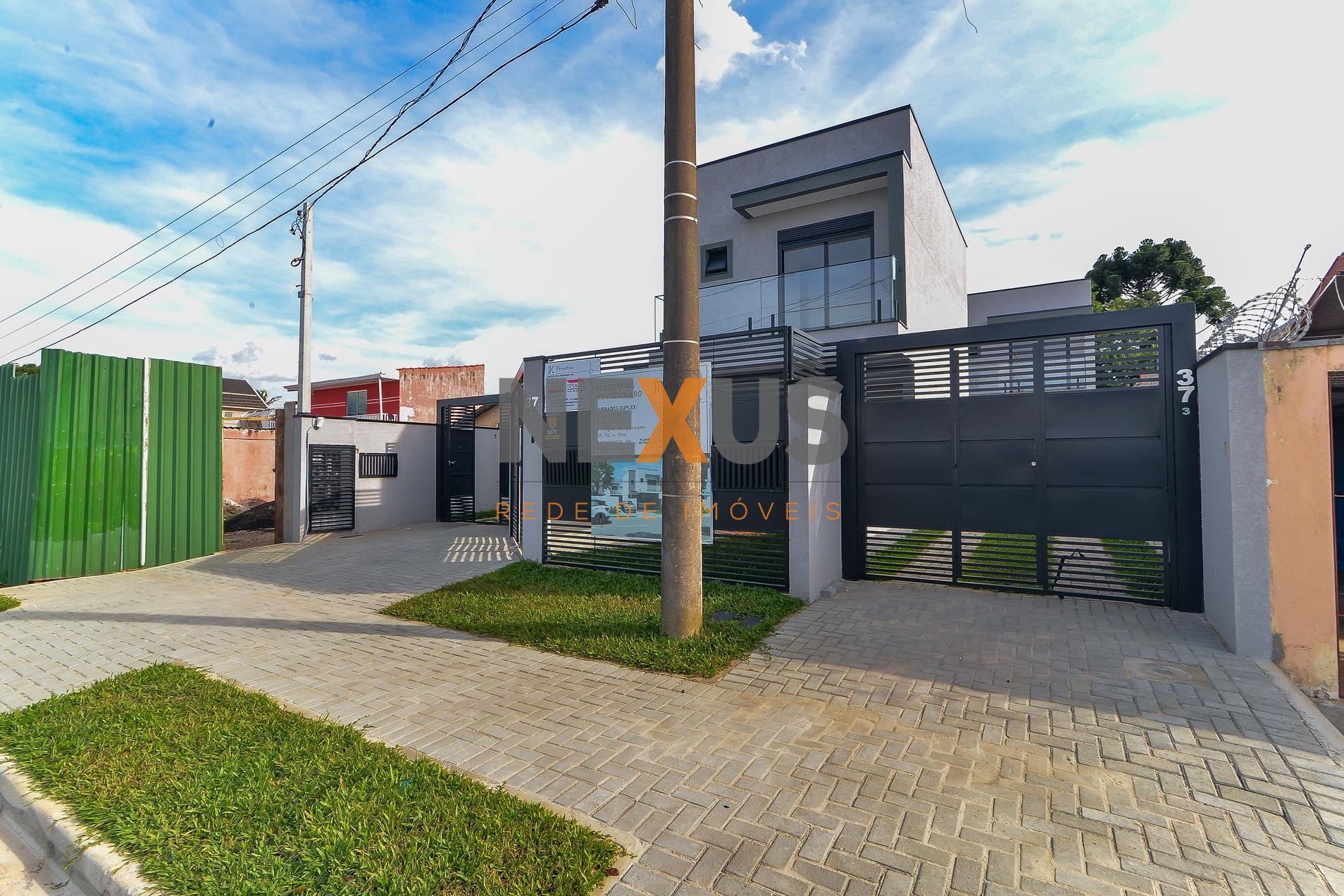 Sobrado pronto para morar à venda no bairro UBERABA , CURITIBA...