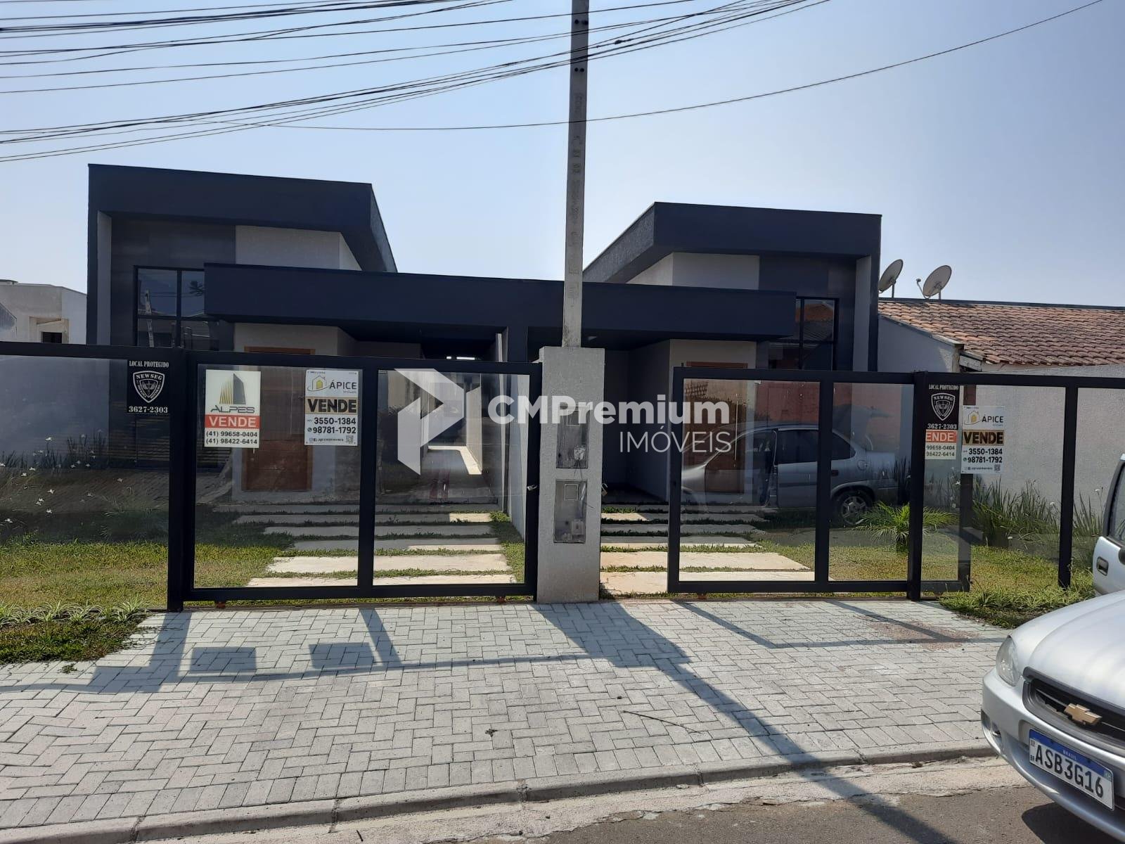 Casa térrea à venda no bairro  IGUAÇU  , FAZENDA RIO GRANDE - PR