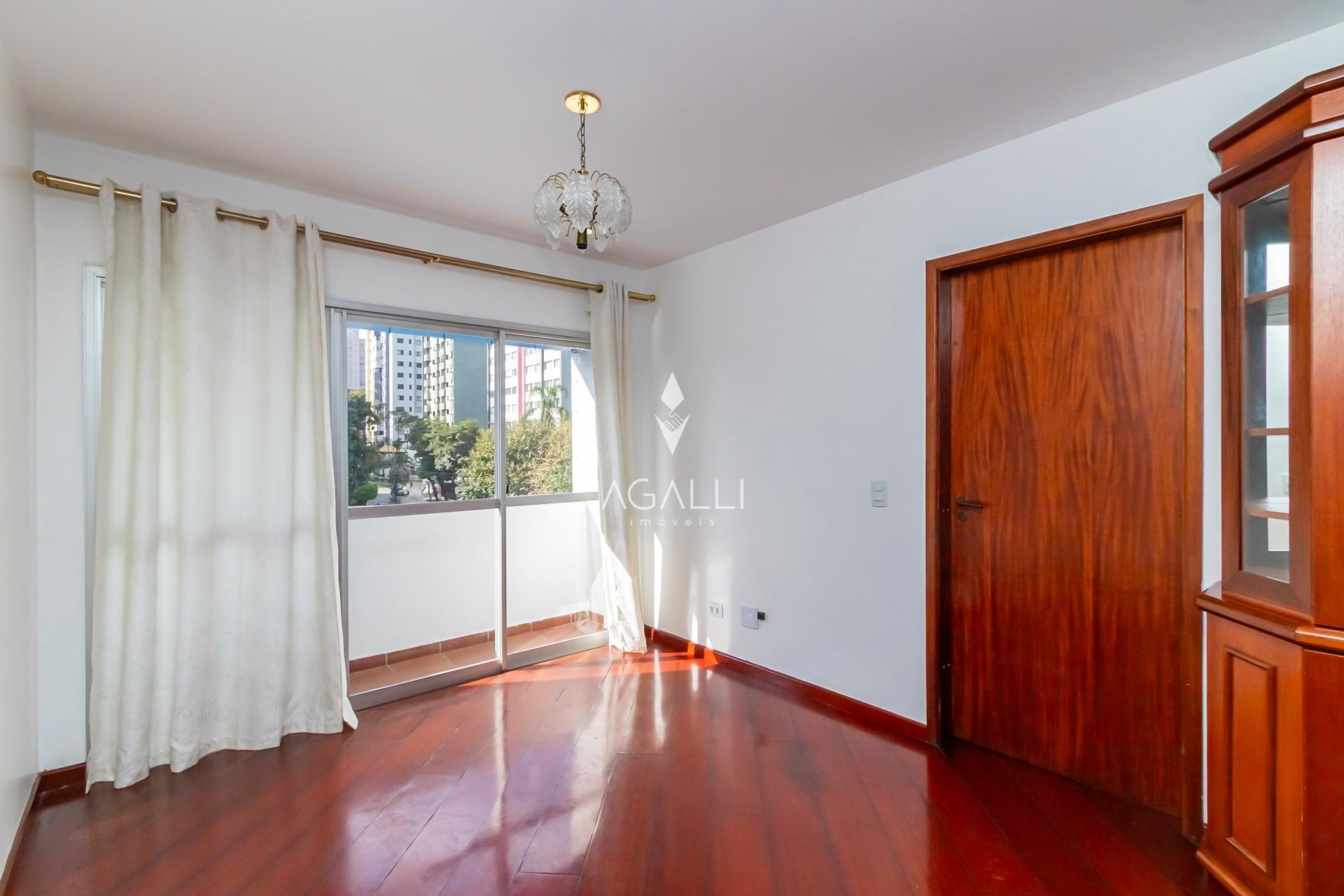 Apartamento com 3 dormitórios à venda,96.39 m , PORTÃO  , CURI...