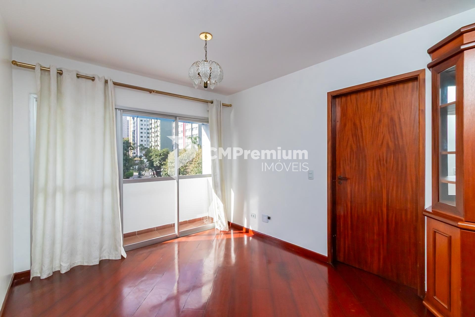 Apartamento com 3 dormitórios à venda,96.39 m , PORTÃO  , CURI...