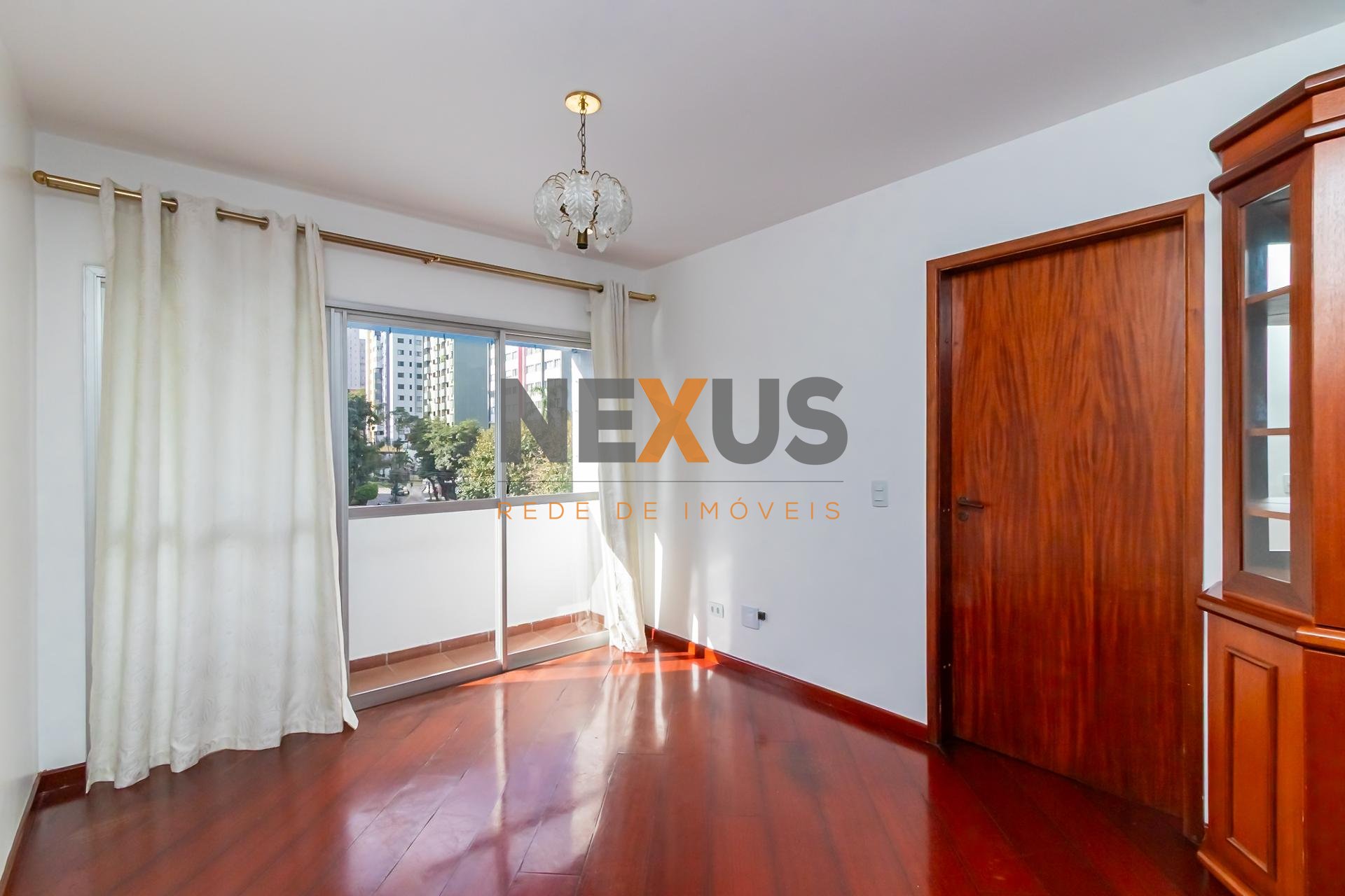 Apartamento com 3 dormitórios à venda,96.39 m , PORTÃO  , CURI...