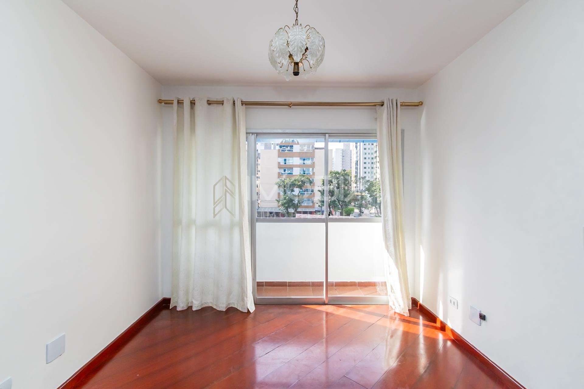 Apartamento com 3 dormitórios à venda,96.39 m , PORTÃO  , CURI...