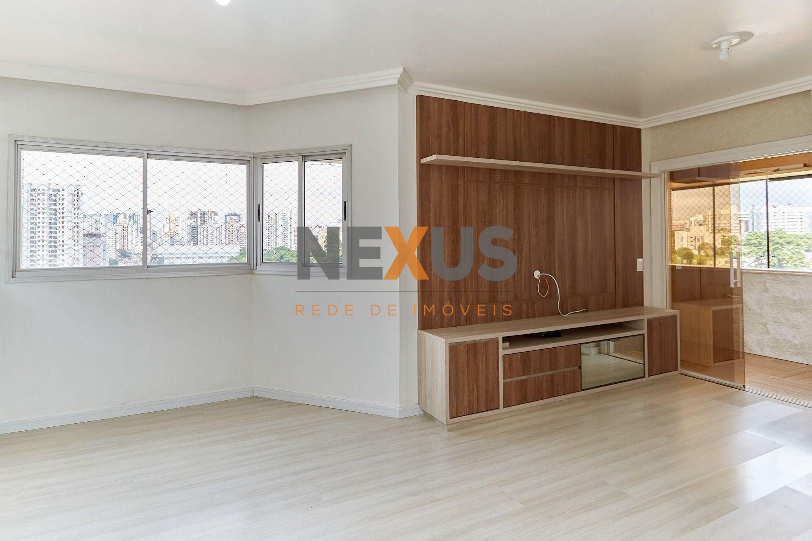 Apartamento com 3 dormitórios à venda,102.11 m , CABRAL  , CUR...