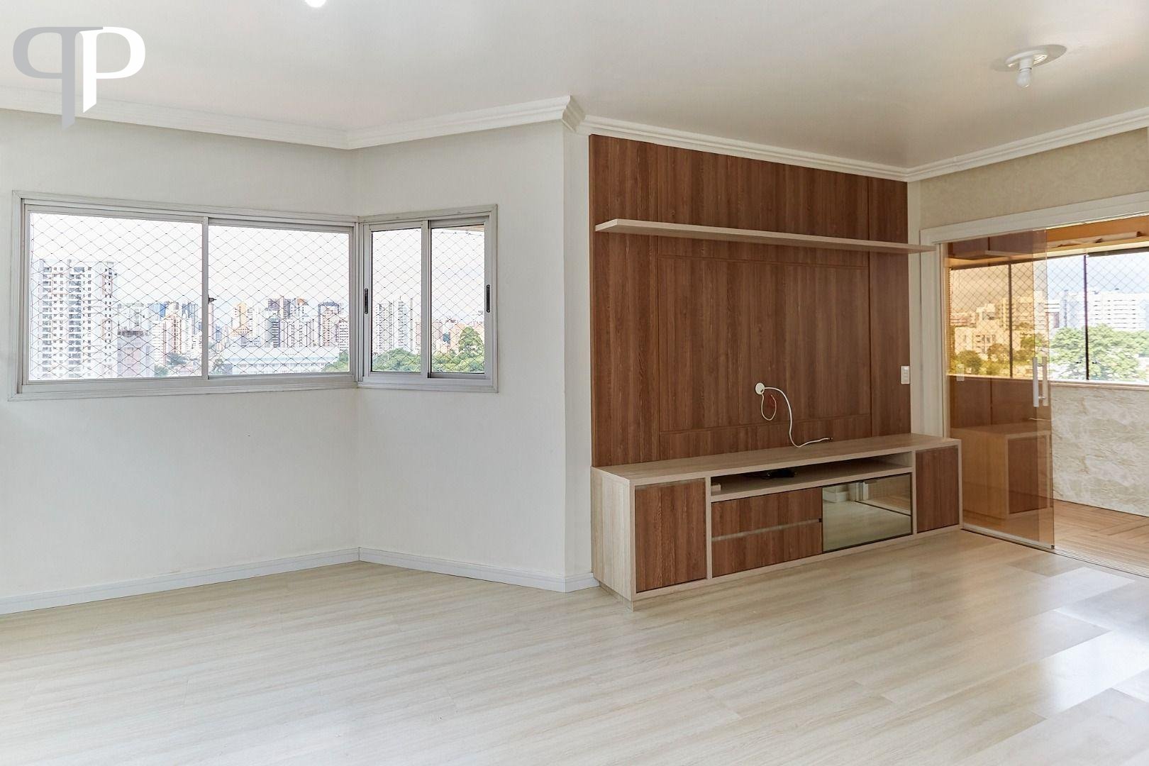 Apartamento com 3 dormitórios à venda,102.11 m , CABRAL  , CUR...