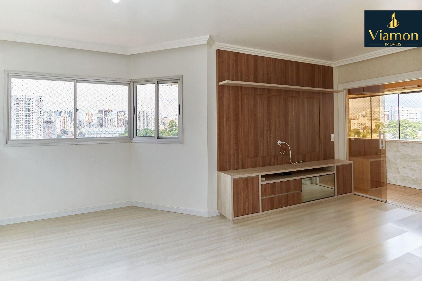 Apartamento com 3 dormitórios à venda,102.11 m , CABRAL  , CUR...