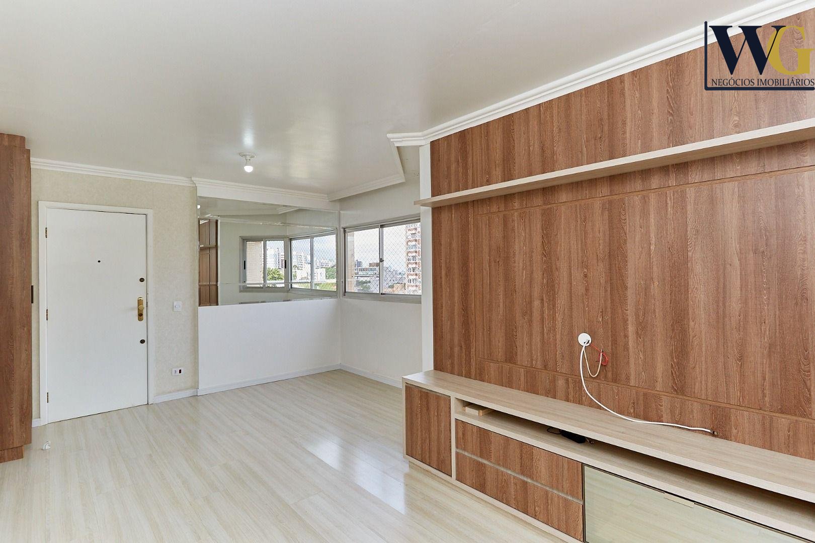 Apartamento com 3 dormitórios à venda,102.11 m , CABRAL  , CUR...