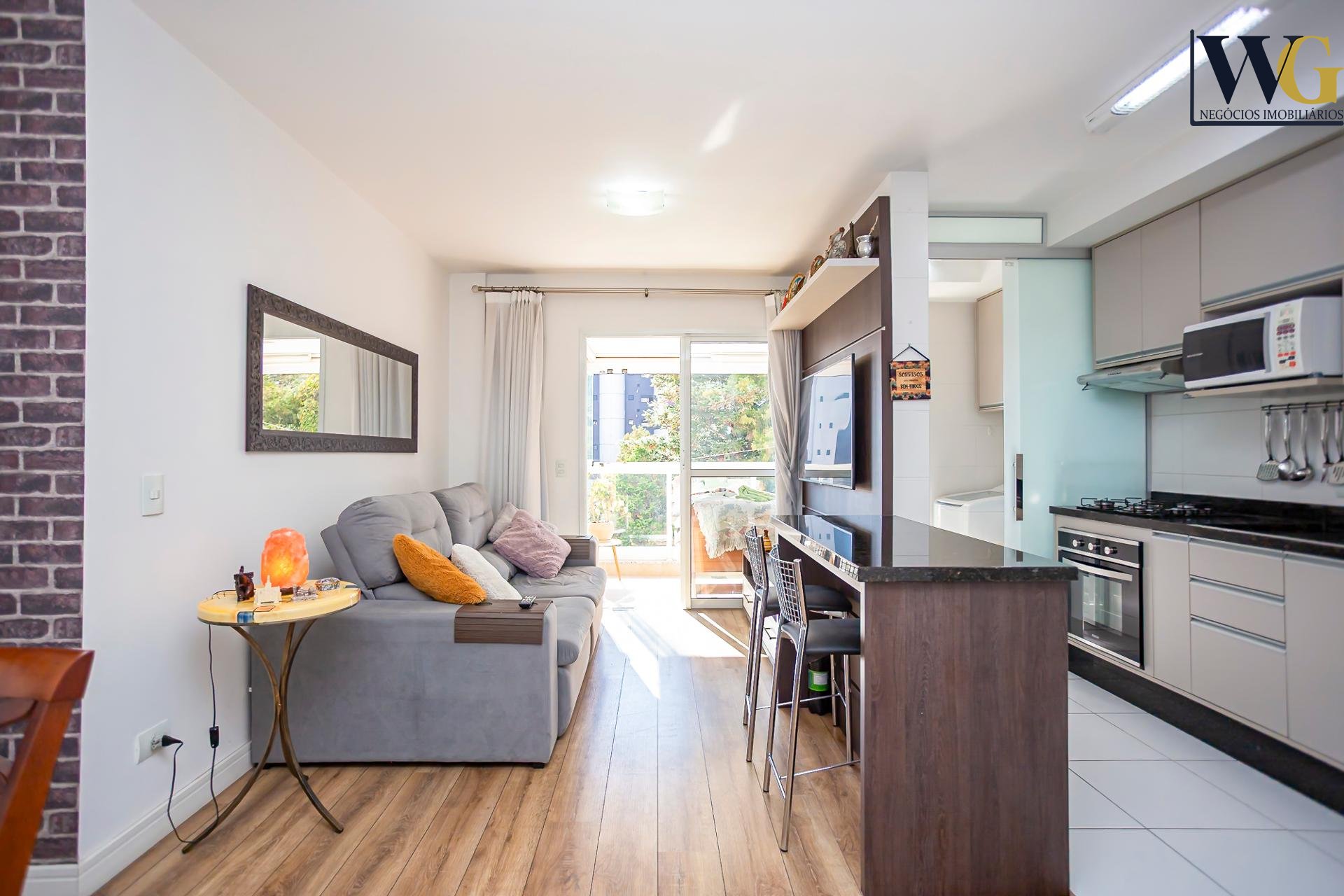 Apartamento todo mobiliado à venda no BACACHERI, CURITIBA - PR