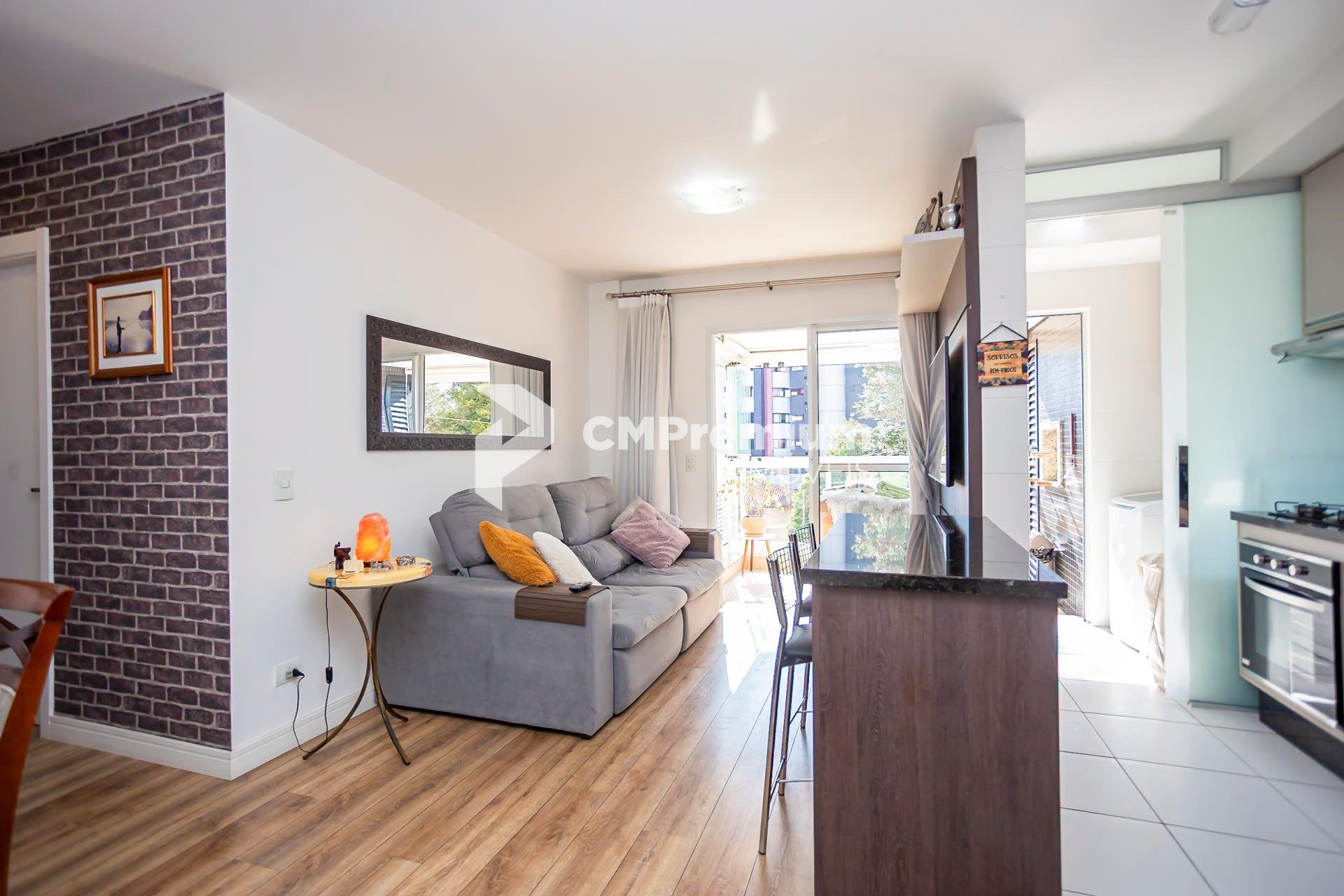 Apartamento todo mobiliado à venda no BACACHERI, CURITIBA - PR