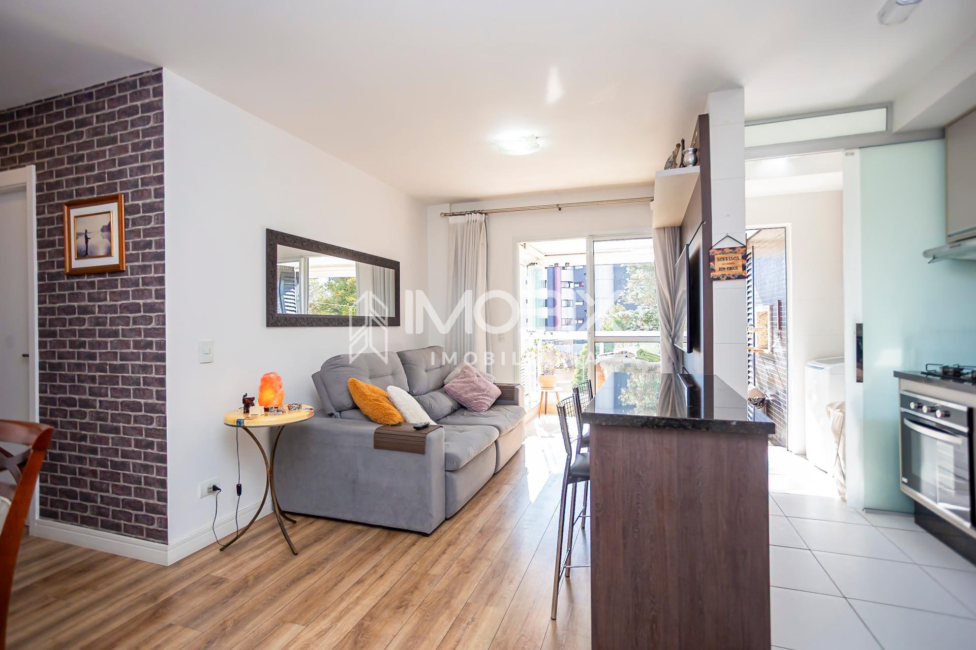 Apartamento todo mobiliado à venda no BACACHERI, CURITIBA - PR