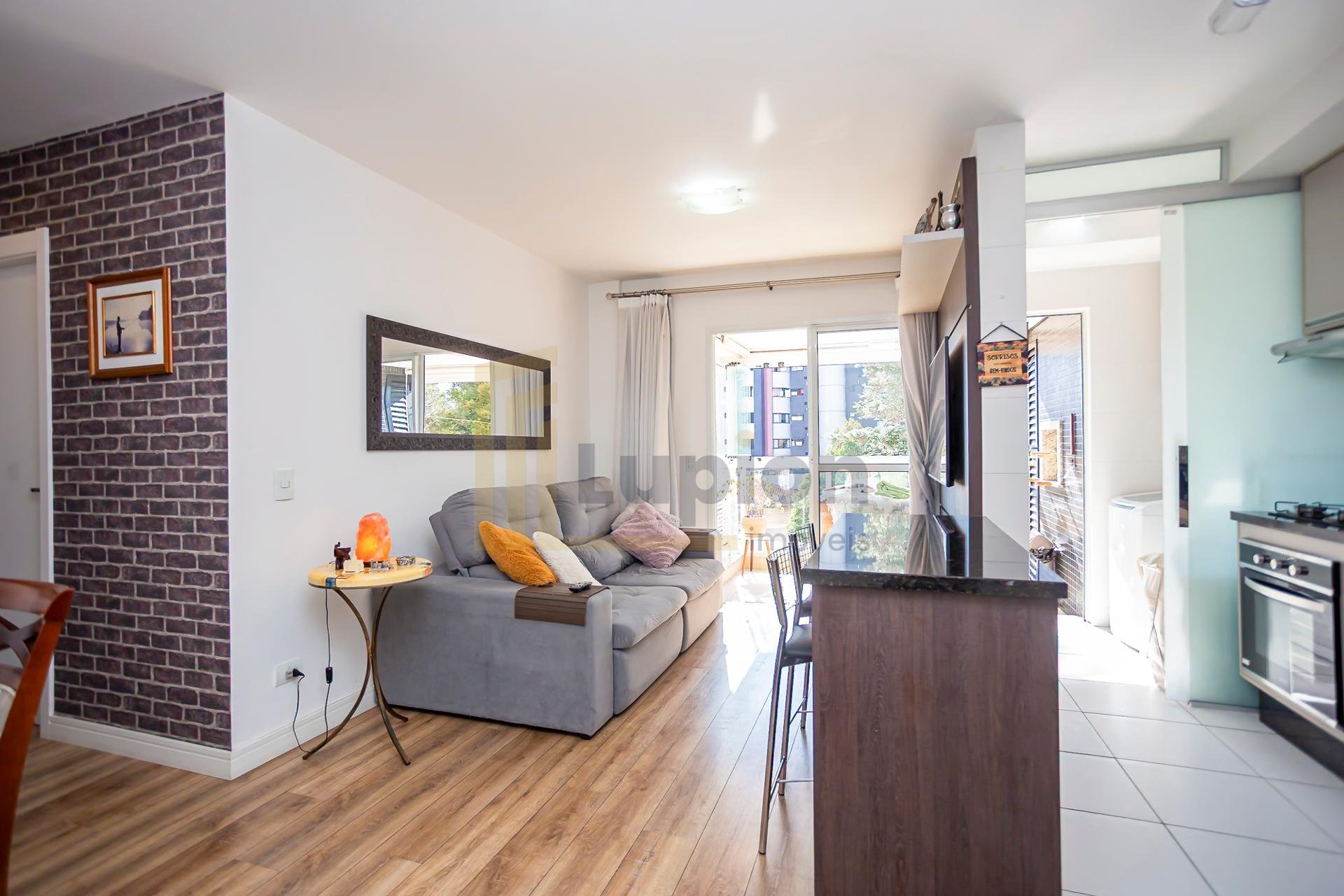 Apartamento todo mobiliado à venda no BACACHERI, CURITIBA - PR