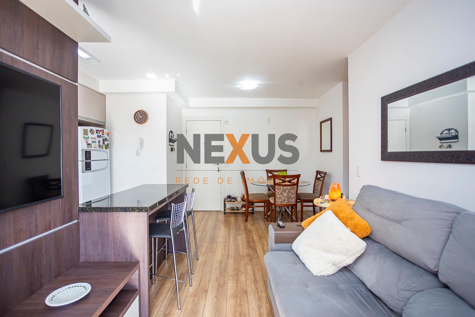 Apartamento todo mobiliado à venda no BACACHERI, CURITIBA - PR