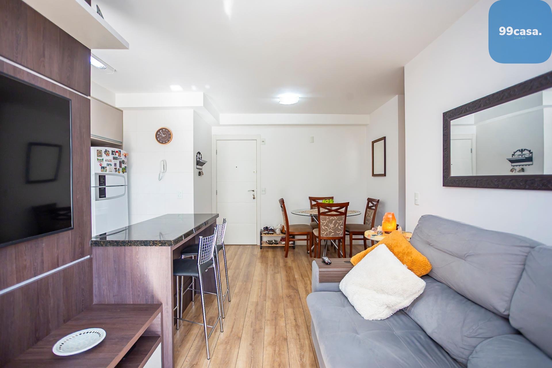 Apartamento todo mobiliado à venda no BACACHERI, CURITIBA - PR