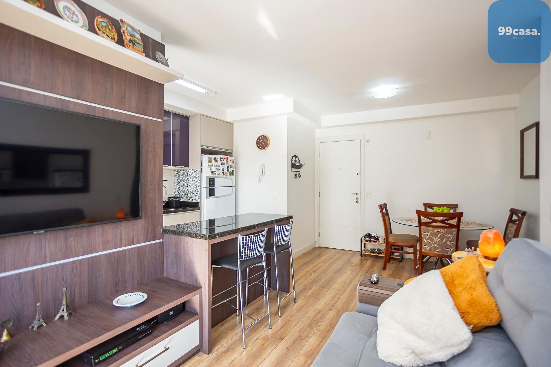 Apartamento todo mobiliado à venda no BACACHERI, CURITIBA - PR
