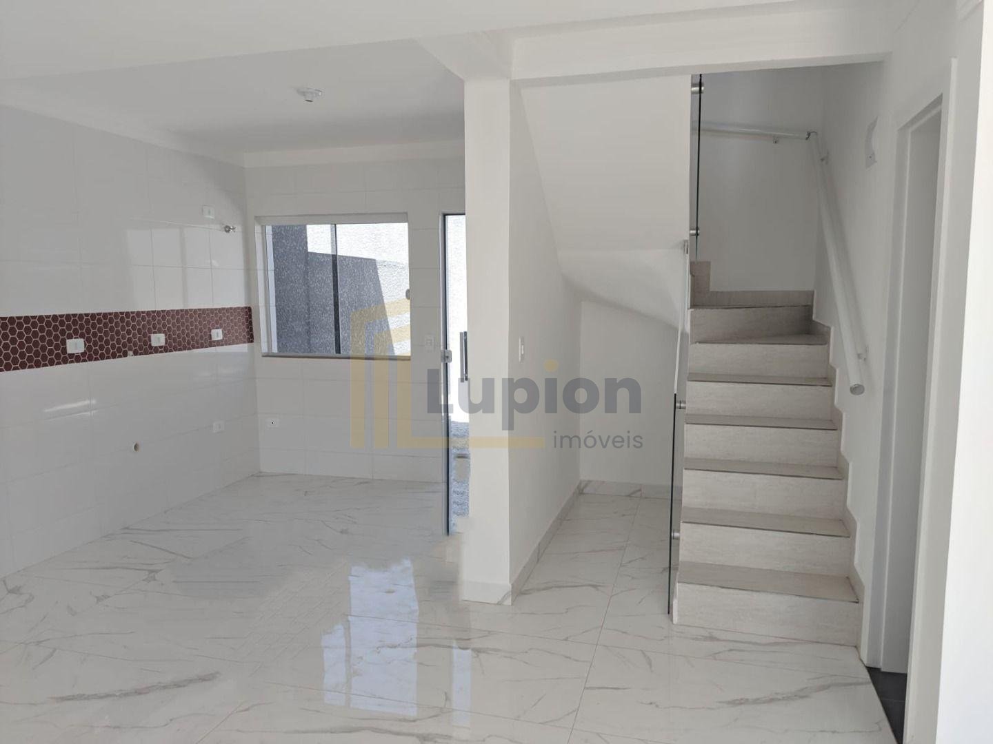 Sobrado à Venda  Bairro Eucaliptos, Fazenda Rio Grande