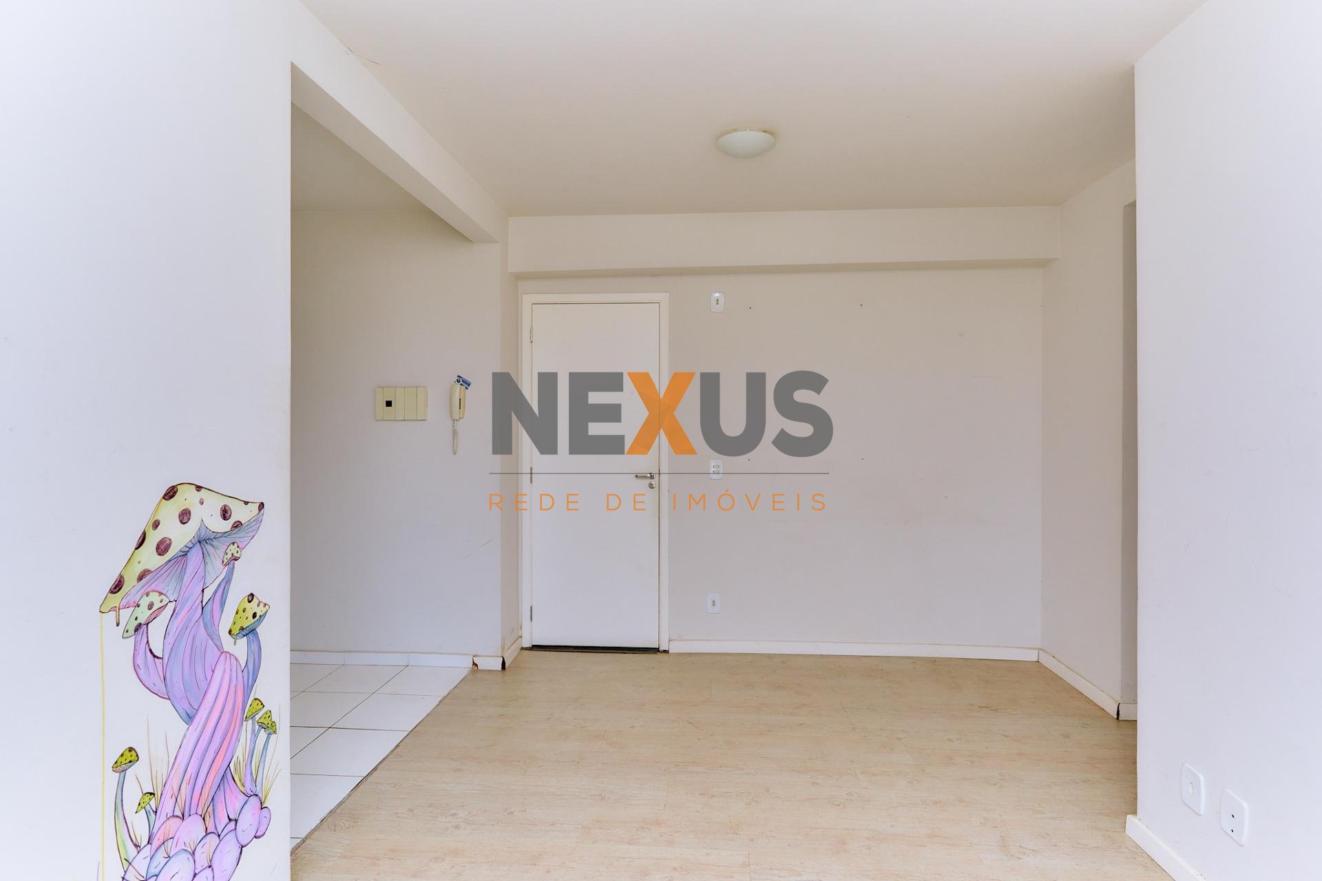 Lindo apartamento à venda no bairro PINHEIRINHO, CURITIBA - PR