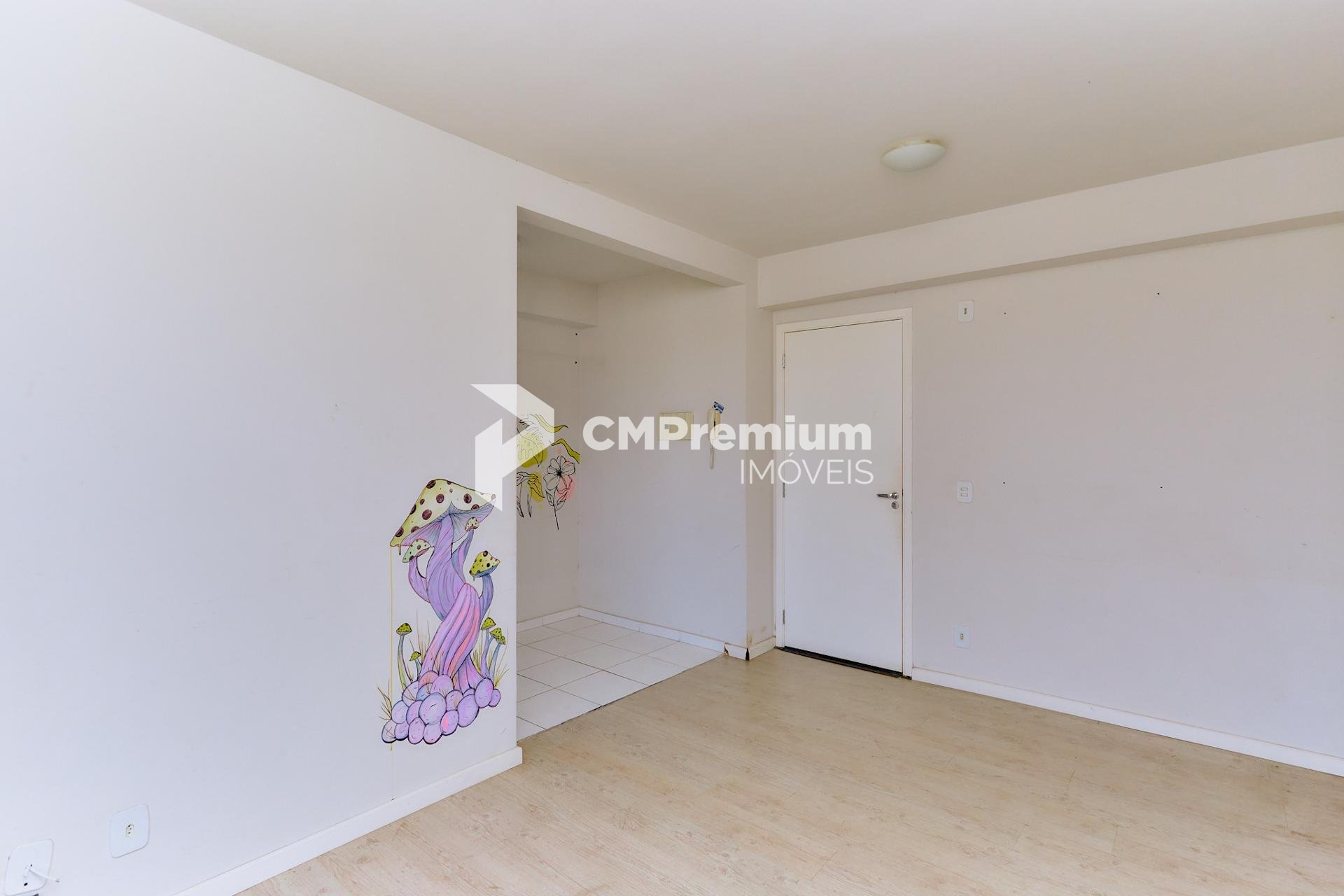 Lindo apartamento à venda no bairro PINHEIRINHO, CURITIBA - PR