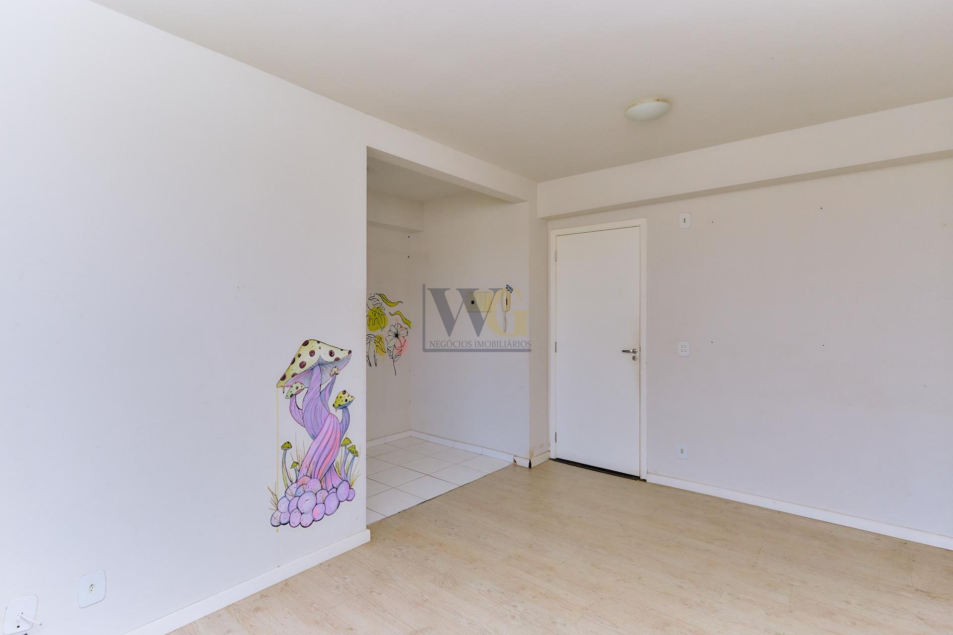 Lindo apartamento à venda no bairro PINHEIRINHO, CURITIBA - PR