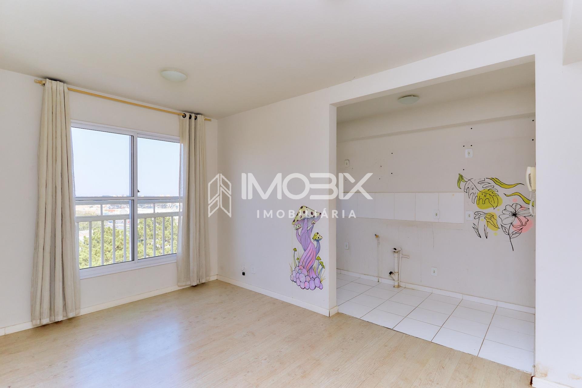 Lindo apartamento à venda no bairro PINHEIRINHO, CURITIBA - PR