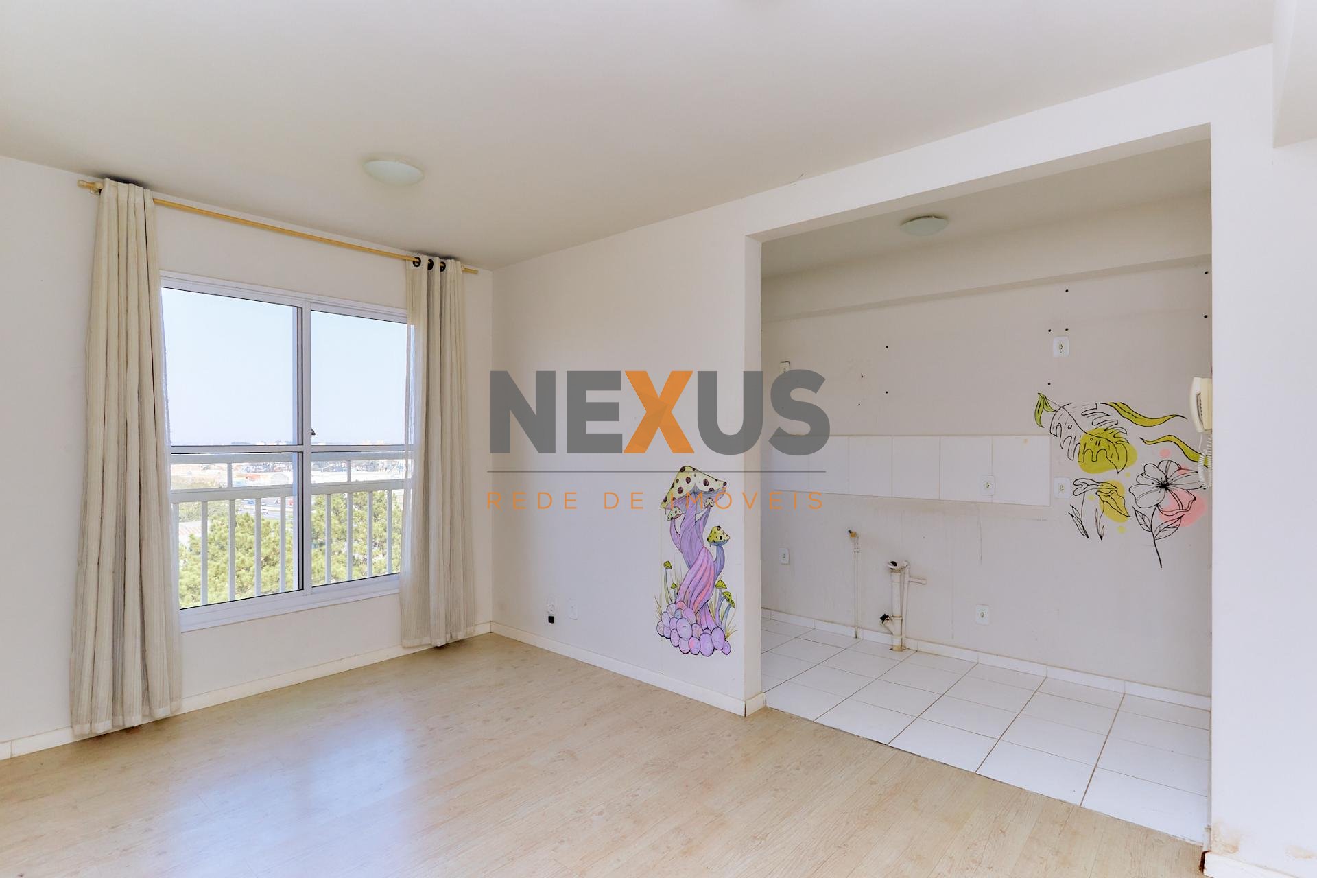 Lindo apartamento à venda no bairro PINHEIRINHO, CURITIBA - PR