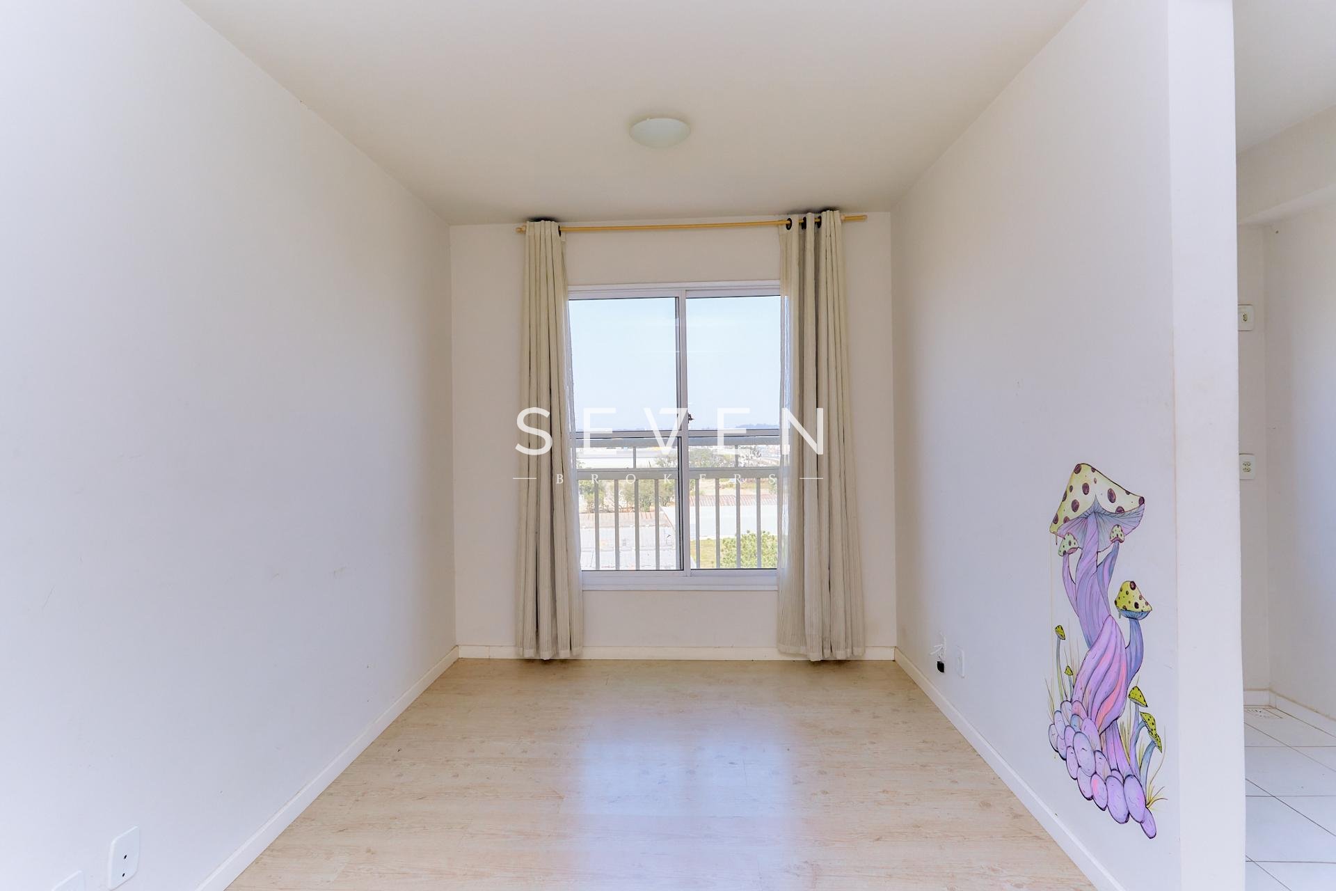 Lindo apartamento à venda no bairro PINHEIRINHO, CURITIBA - PR