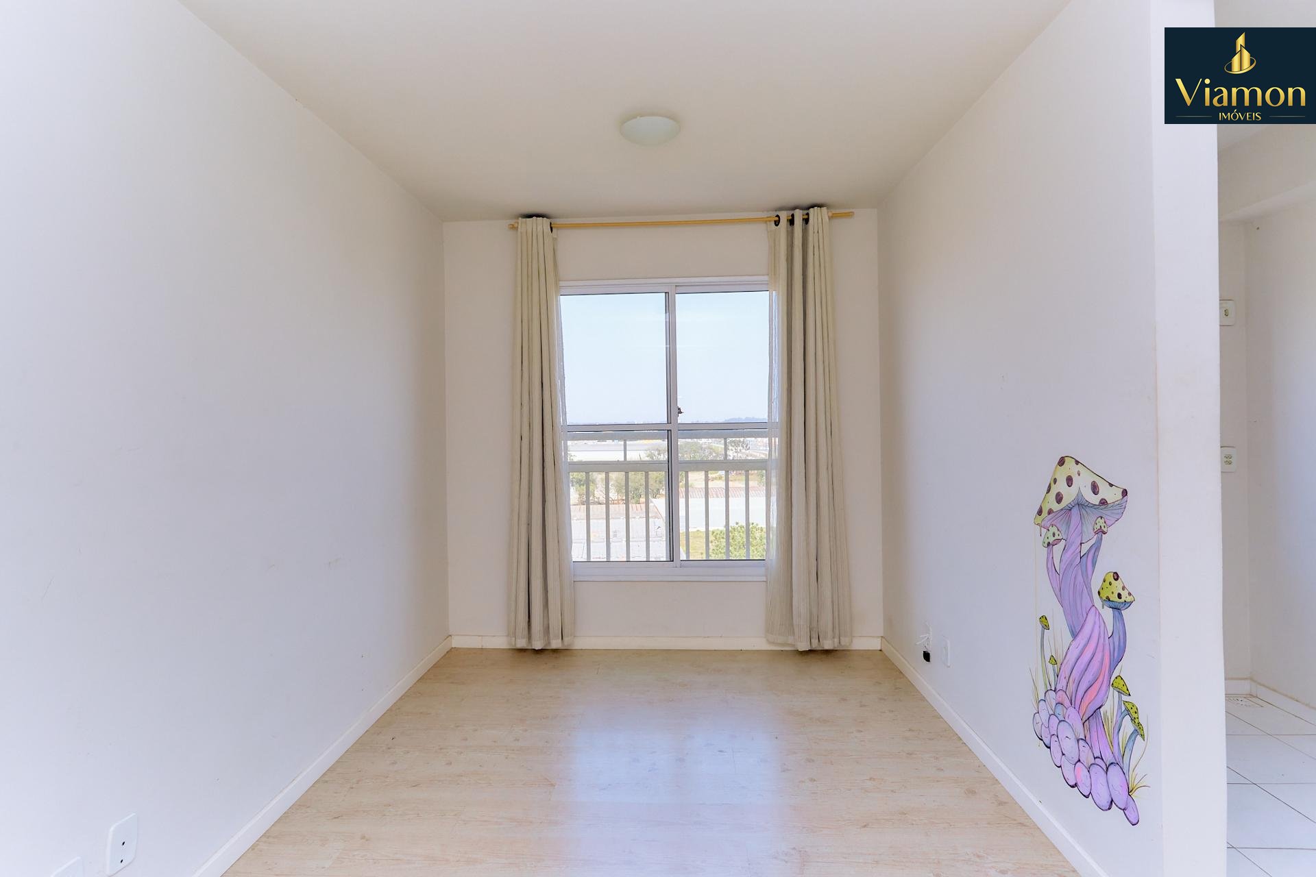 Lindo apartamento à venda no bairro PINHEIRINHO, CURITIBA - PR