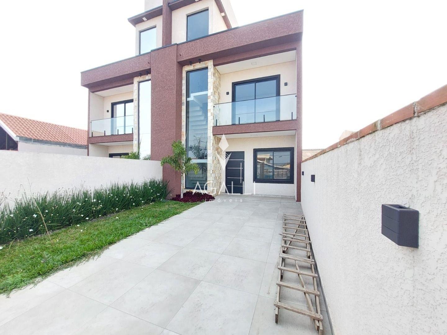 Sobrado triplex à venda, EUCALIPTOS  , FAZENDA RIO GRANDE - PR