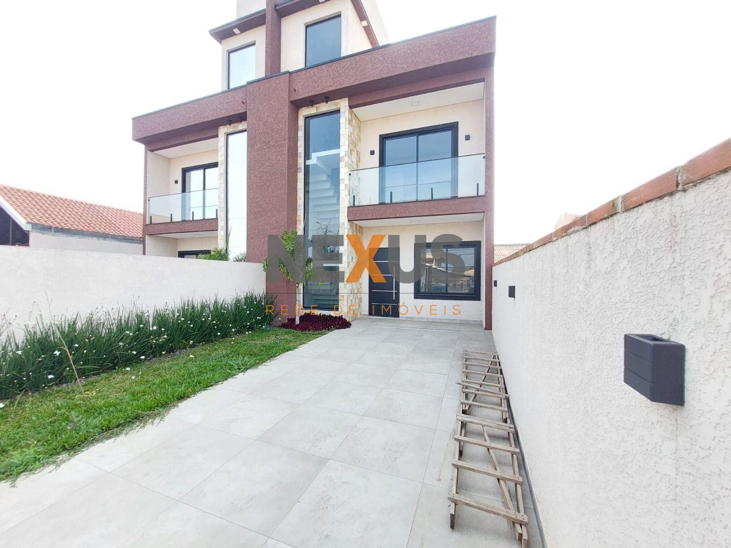 Sobrado triplex à venda, EUCALIPTOS  , FAZENDA RIO GRANDE - PR