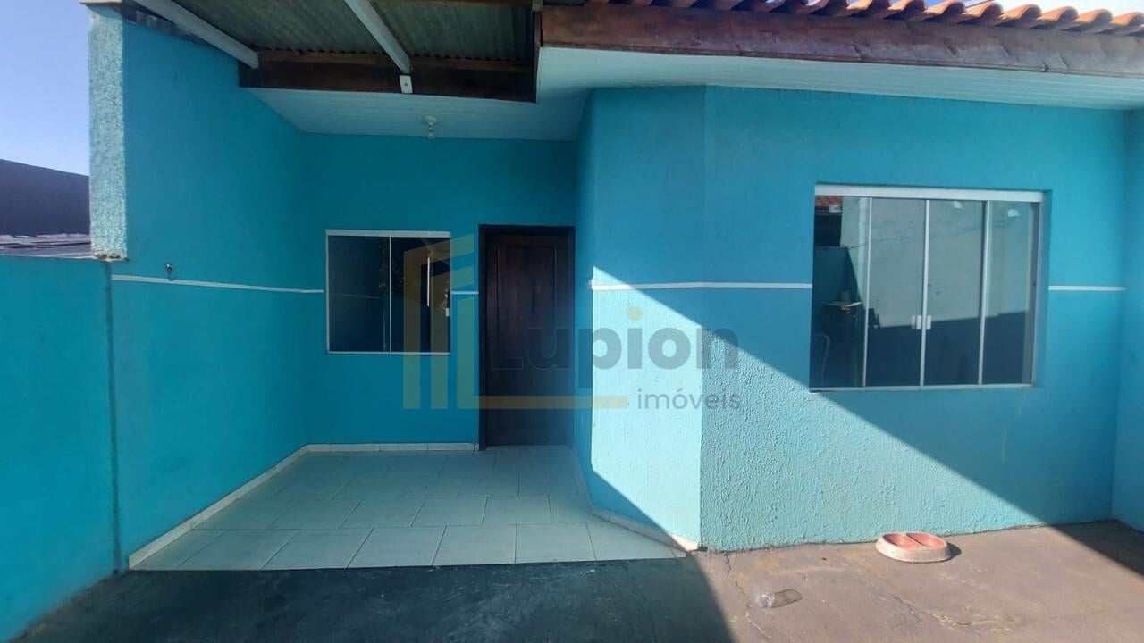 Casa Semi Nova à Venda no Gralha Azul  Fazenda Rio Grande