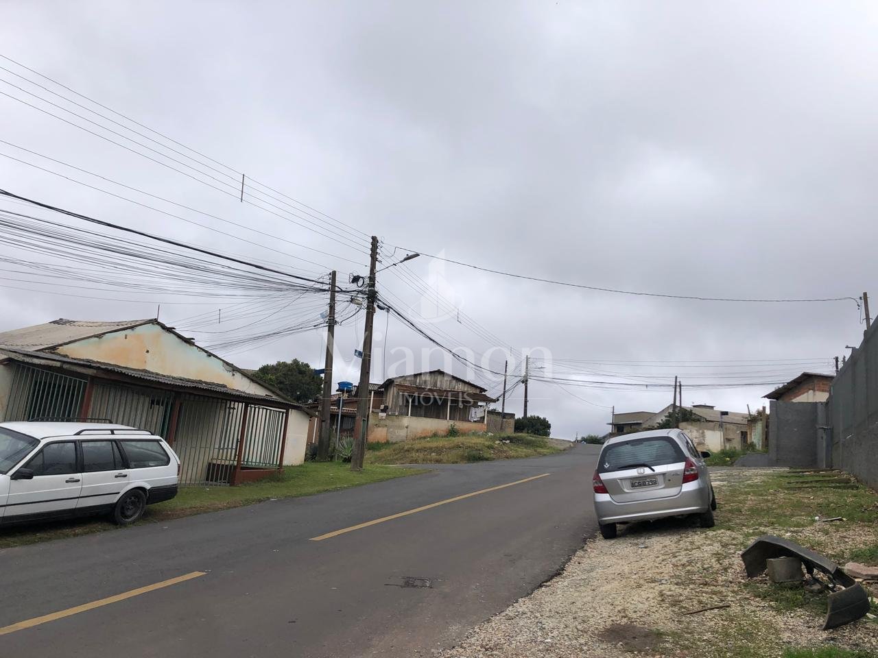 Terreno à venda no bairro GUABIROTUBA, em  COLOMBO - PR