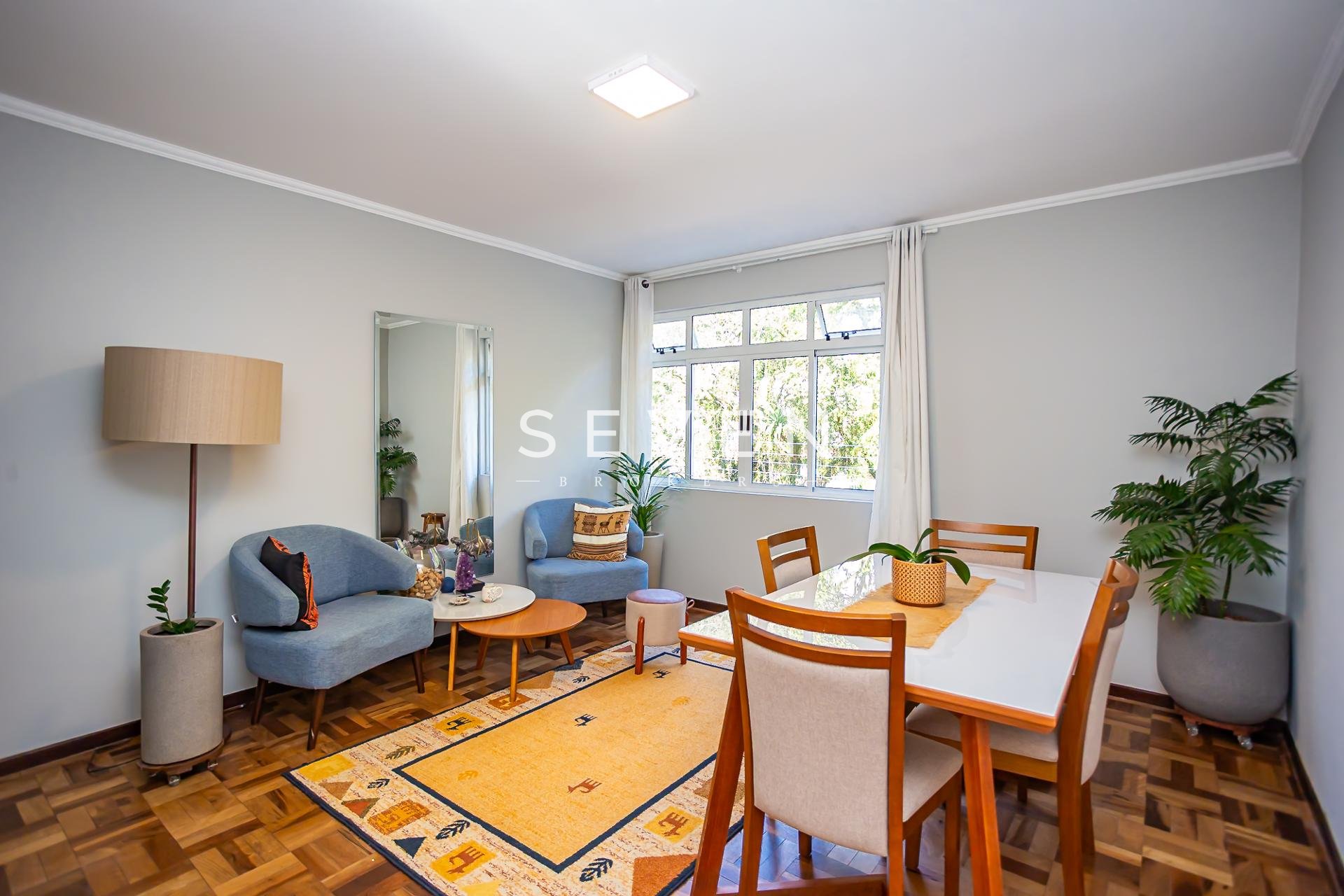 Apartamento à venda no bairro CRISTO REI  , CURITIBA - PR