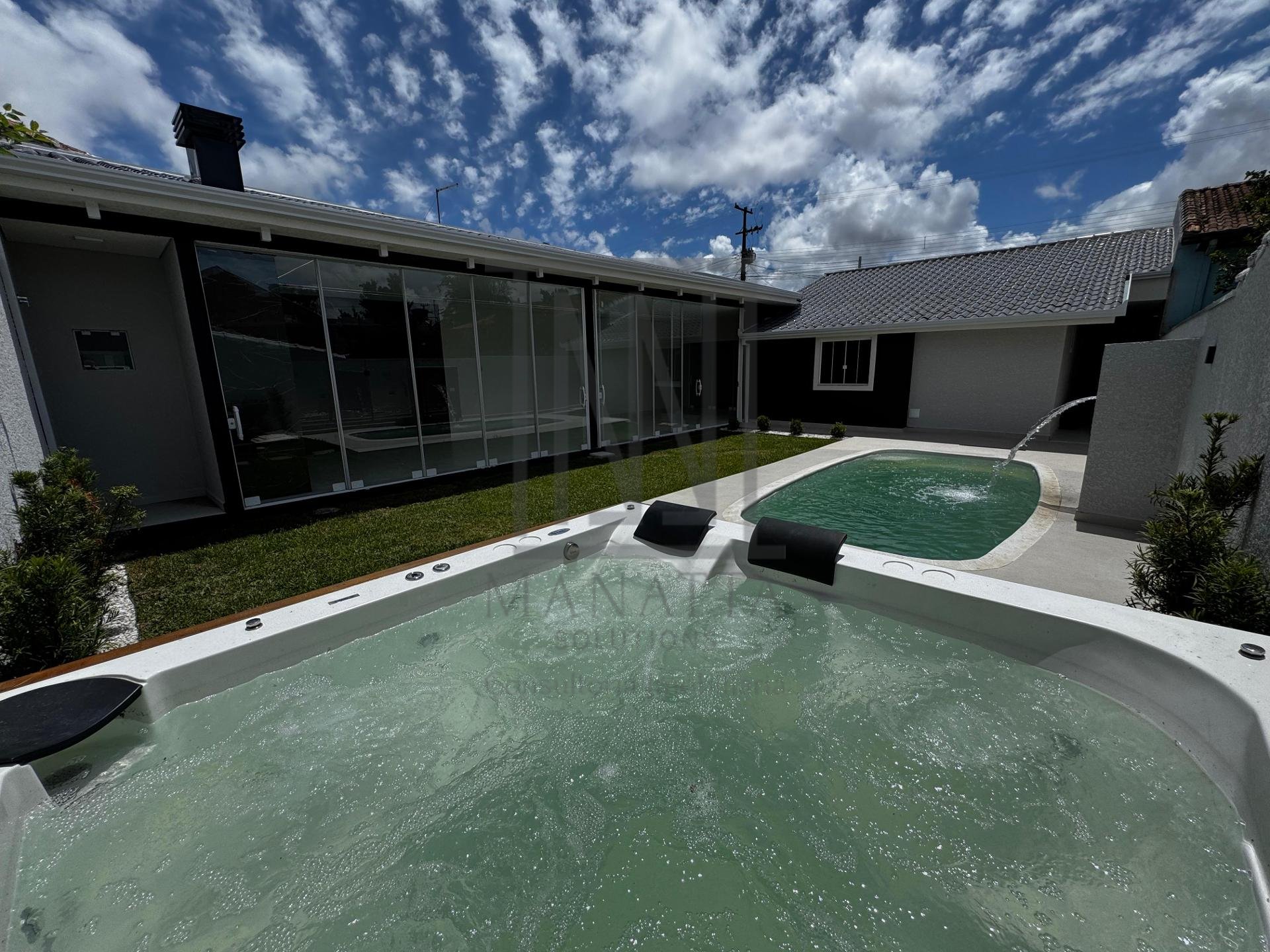 Linda casa com piscia à venda, NAÇÕES  , FAZENDA RIO GRANDE - PR