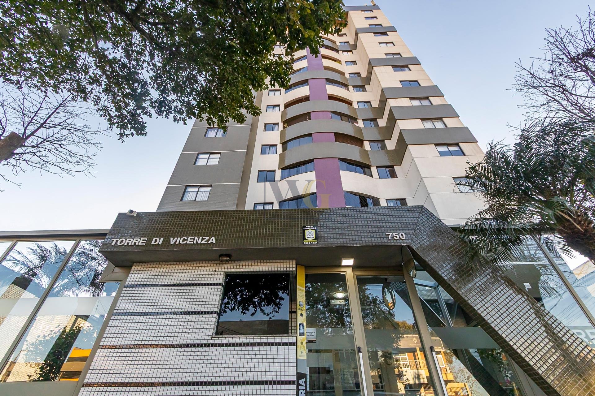 Apartamento com 3 Quartos à Venda em São José dos Pinhais