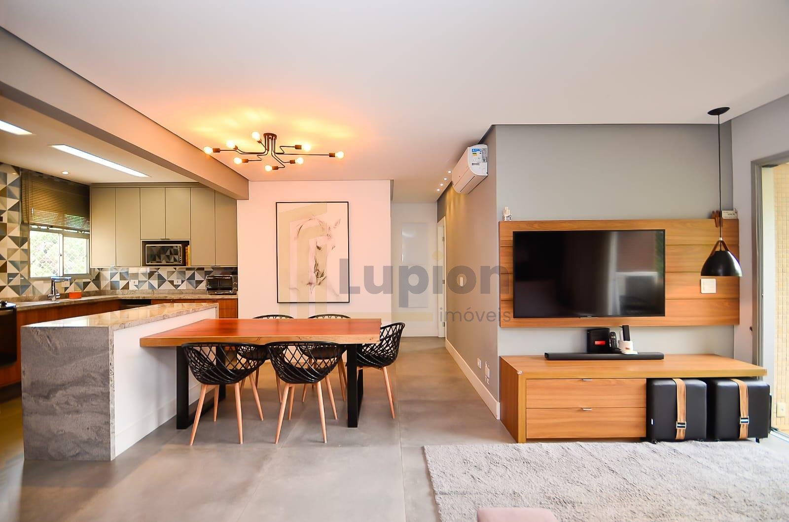 Lindo Apartamento à venda no BIGORRILHO  , CURITIBA - PR