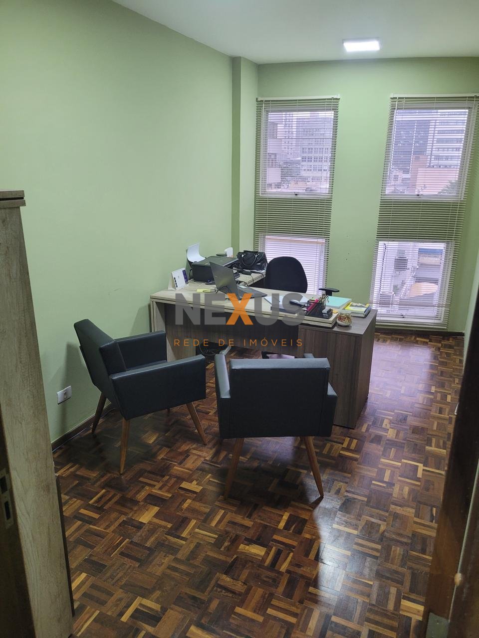 Sala Comercial à venda, no CENTRO -        CURITIBA - PR