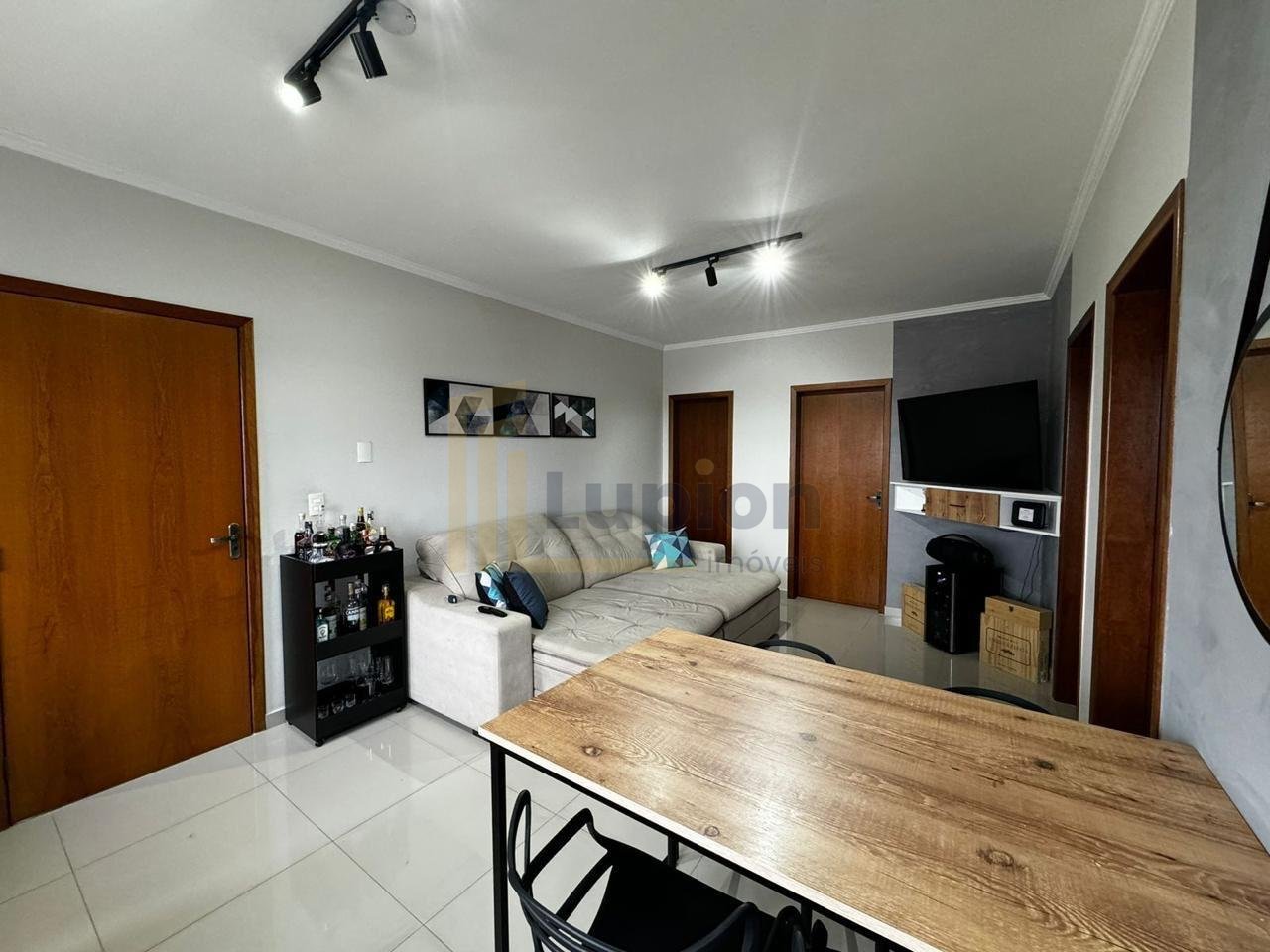 Apartamento à venda no bairro NAÇÕES, FAZENDA RIO GRANDE - PR