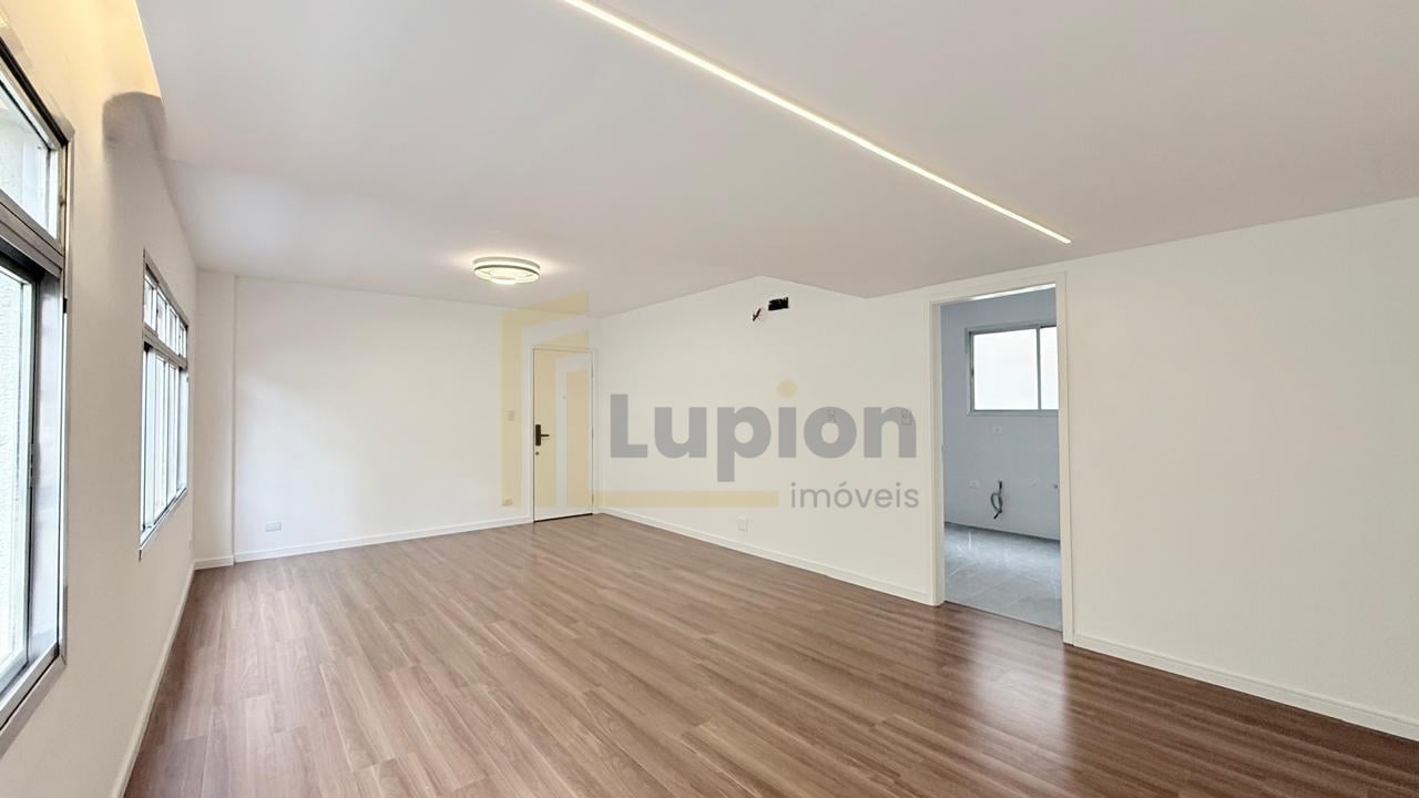 Apartamento à venda no bairro JUVEVÊ,     CURITIBA - PR