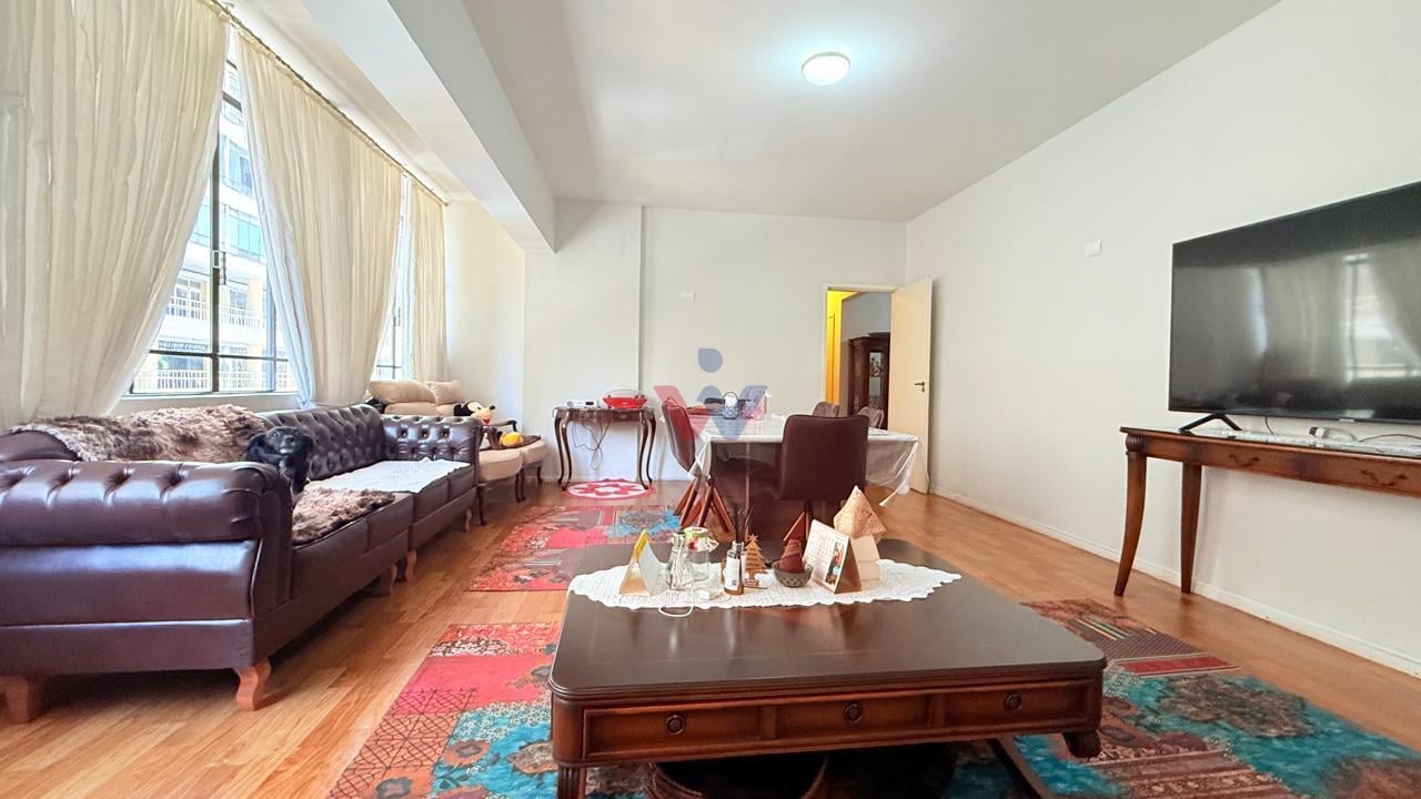 Apartamento à venda no CENTRO de       CURITIBA  -   PR