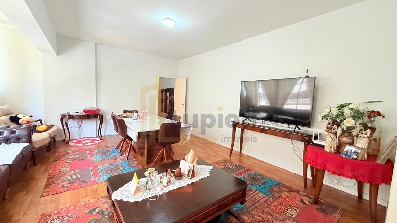 Apartamento à venda no CENTRO de       CURITIBA  -   PR