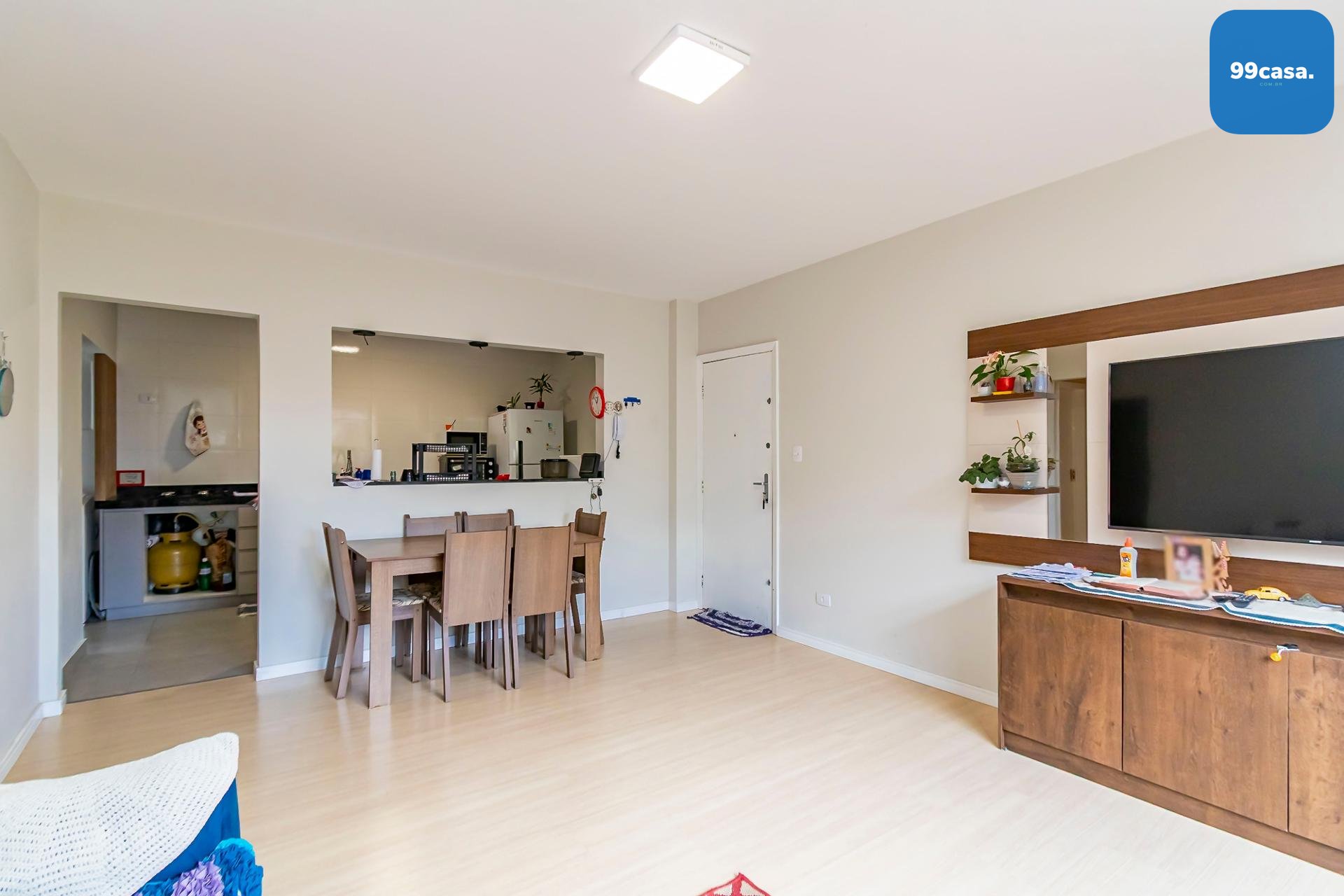 Apartamento    à    venda   no   CENTRO   de   CURITIBA