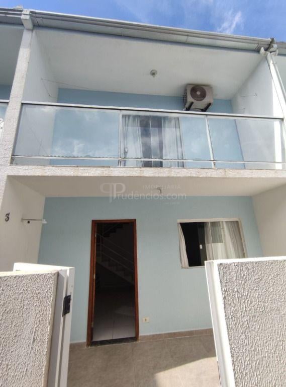 Sobrado com 2 dormitórios à venda, 87 m  - Centro - Matinhos PR