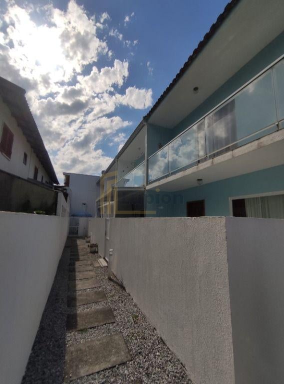 Sobrado com 2 dormitórios à venda, 87 m  - Centro - Matinhos PR