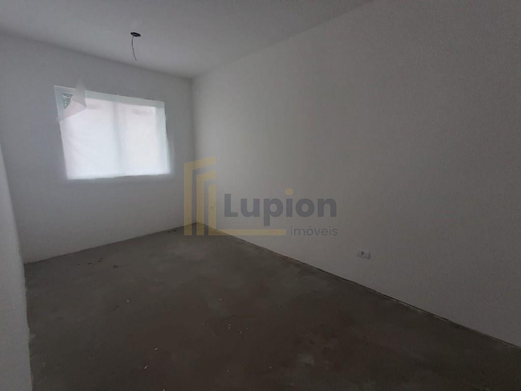 Apartamento com 2 dormitórios à venda,60.00 m , Fazendinha, CU...