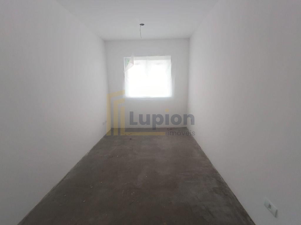 Apartamento com 2 dormitórios à venda,60.00 m , Fazendinha, CU...