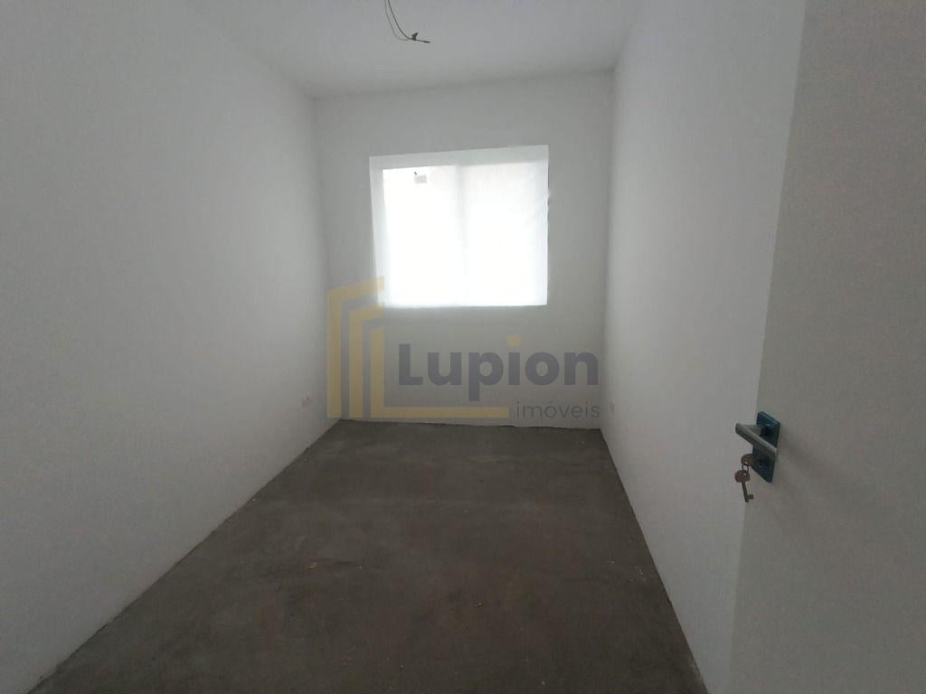 Apartamento com 2 dormitórios à venda,60.00 m , Fazendinha, CU...