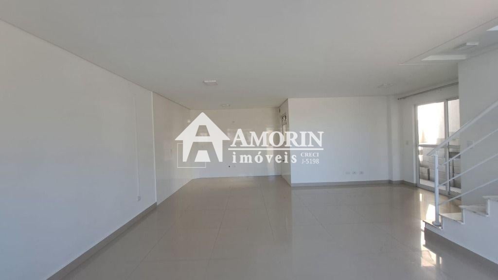 Sobrado à venda, 3 dormitórios, Fazendinha, CURITIBA - PR