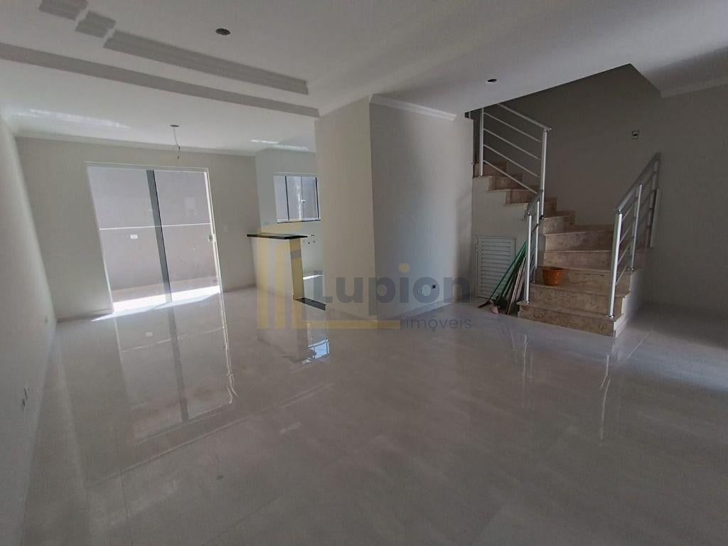 Sobrado com 3 dormitórios à venda, Fazendinha, CURITIBA - PR