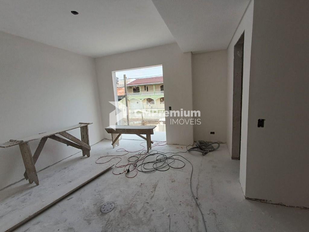 Sobrado com 3 dormitórios à venda, 129 m  - Novo Mundo - Curit...